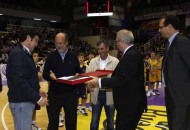 ALEX RENFROE EN EL MEJOR QUINTETO DE LA LIGA ENDESA - HOMENAJE A MAYORDOMO - JUGUETES SOLIDARIOS