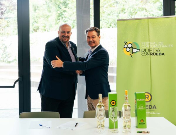 FOTO CONVENIO UDIT RUEDA CON RUEDA UDIT RUEDA CON RUEDA